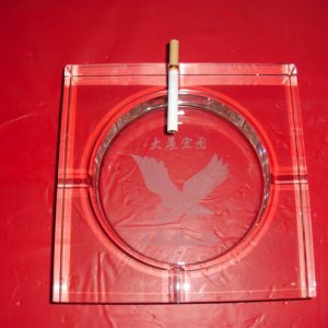水晶煙灰缸