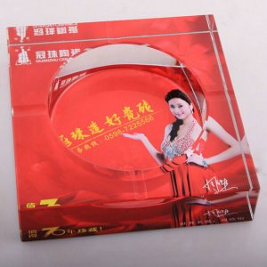 水晶煙灰缸