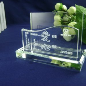 水晶筆筒