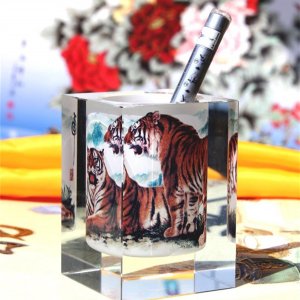 水晶筆筒
